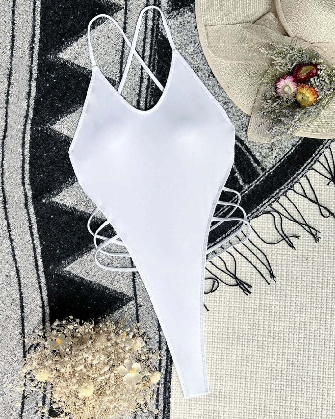 Lexa Monokini