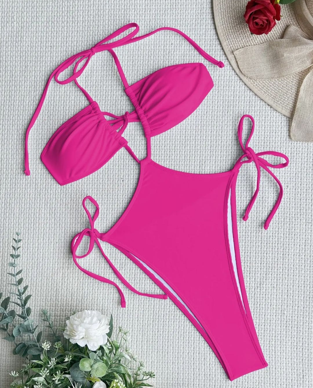 Kelly Monokini